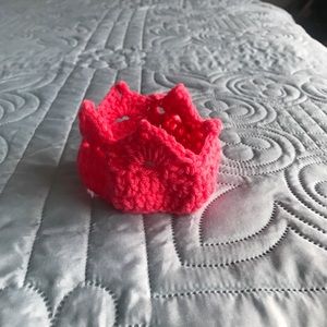 Baby crochet crown